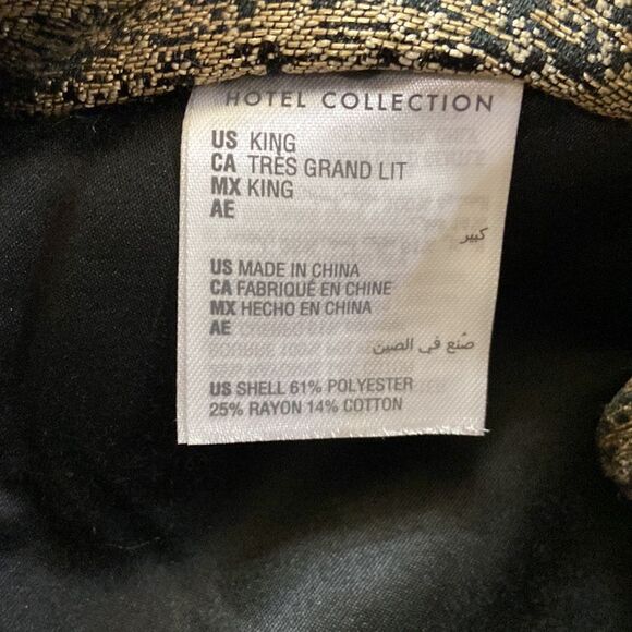 Hotel Collection Linear Chevron (1)
King Sham Black/Gold - Picture 2 of 3